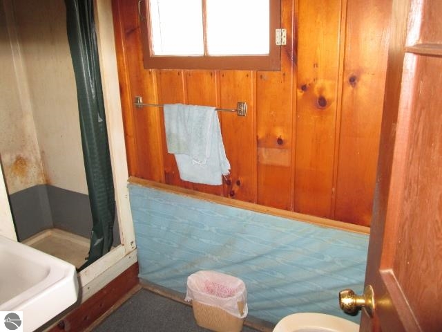 2282 Wildwood Road Lupton, MI 48635 - Photo 13 of 13 1785008-12.JPG