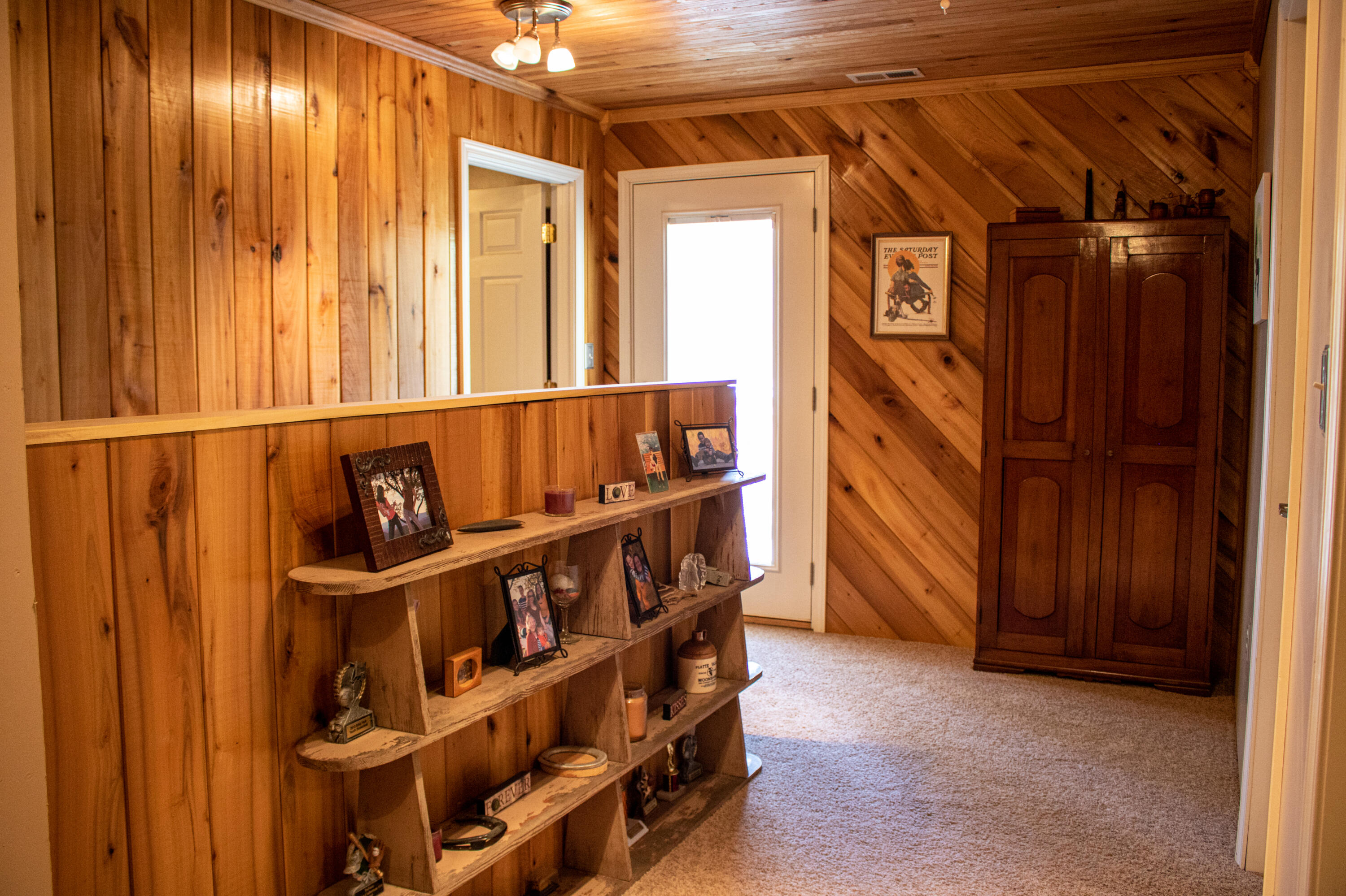 5990 Powell River Road Norton, VA 24273 - Photo 20 of 37 Hallway 1 (1)