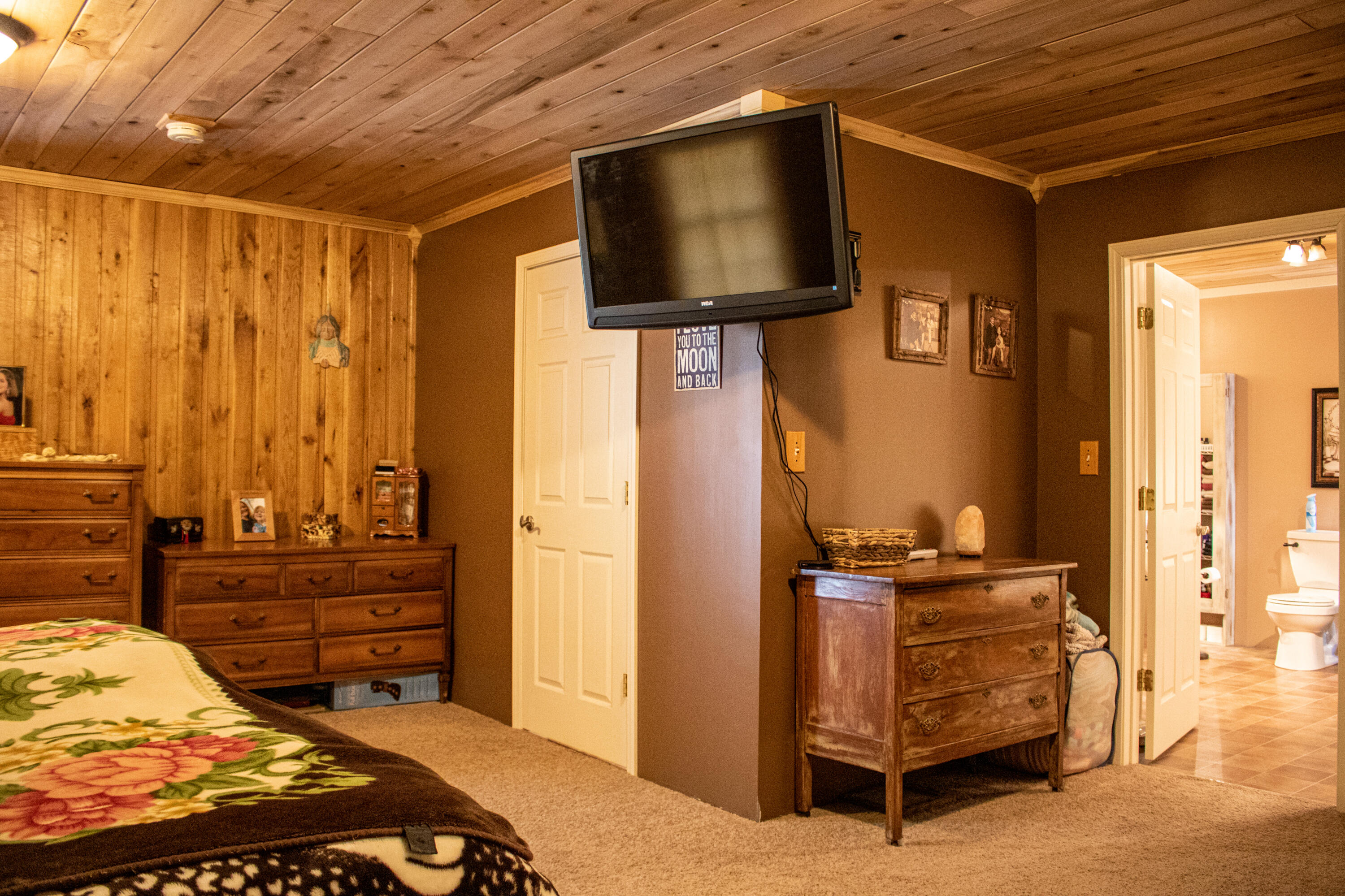 5990 Powell River Road Norton, VA 24273 - Photo 27 of 37 Master Bedroom 2 (1)