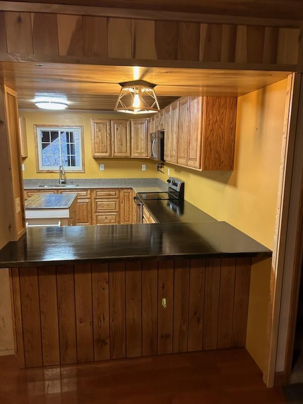 5990 Powell River Road Norton, VA 24273 - Photo 8 of 37 Kitchen empty