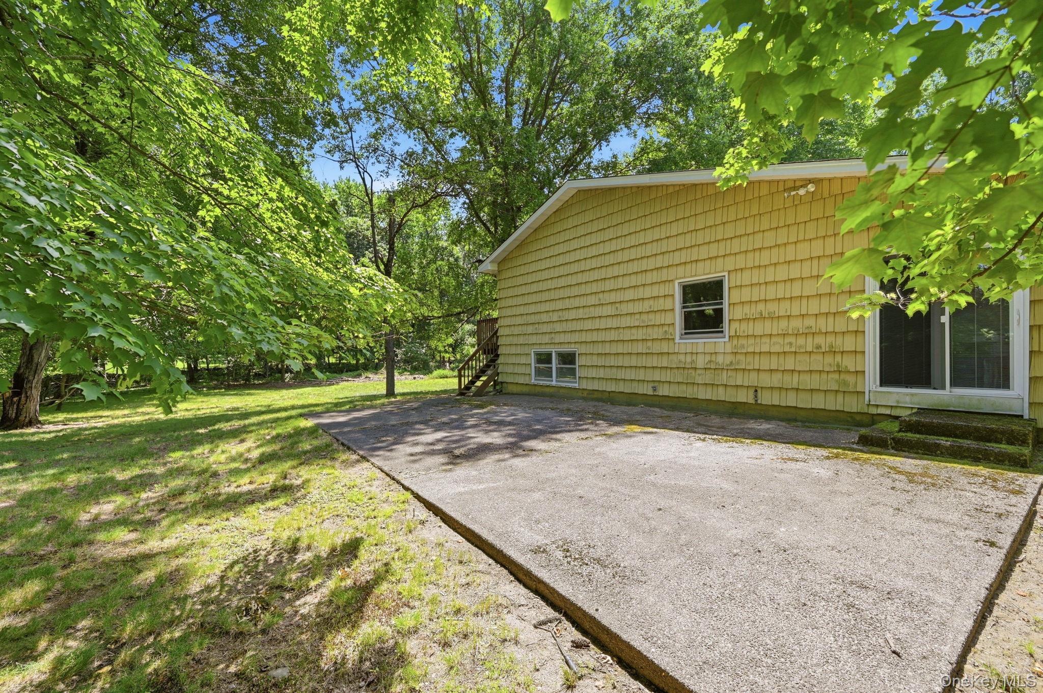 5 Flamingo Lane Spring Valley, NY 10977 - Photo 37 of 48