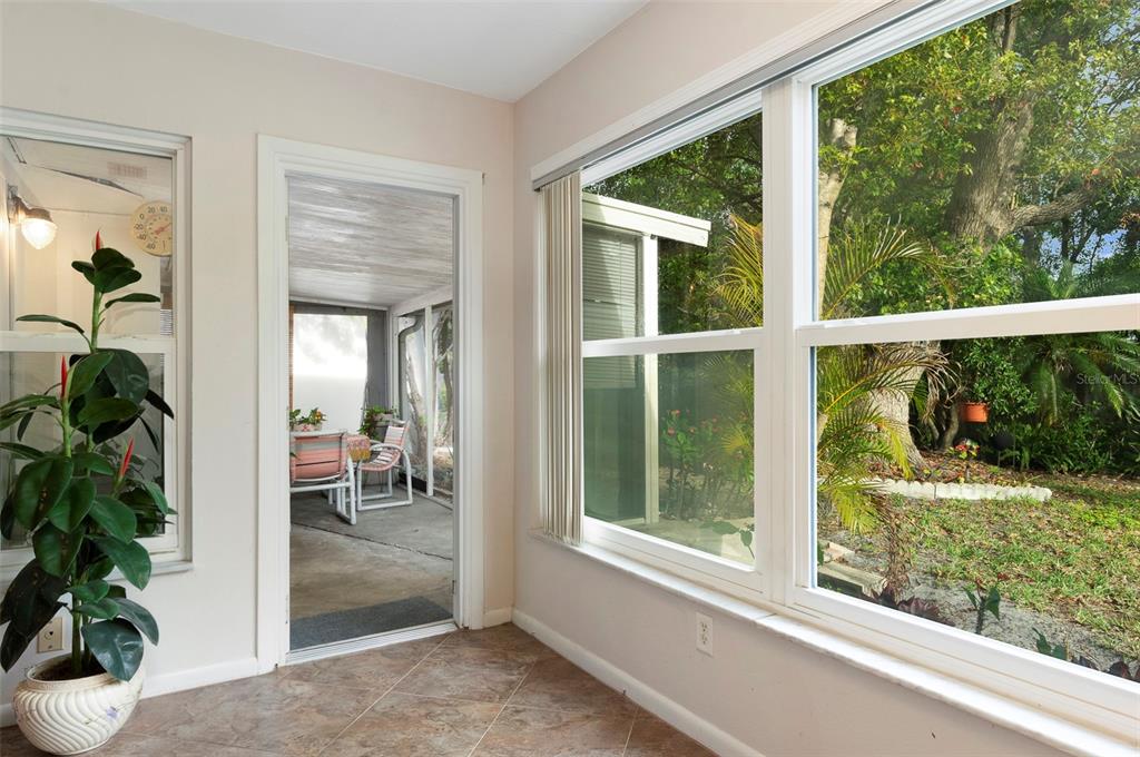 8303 Annwood Road Seminole, FL 33777 - Photo 19 of 30