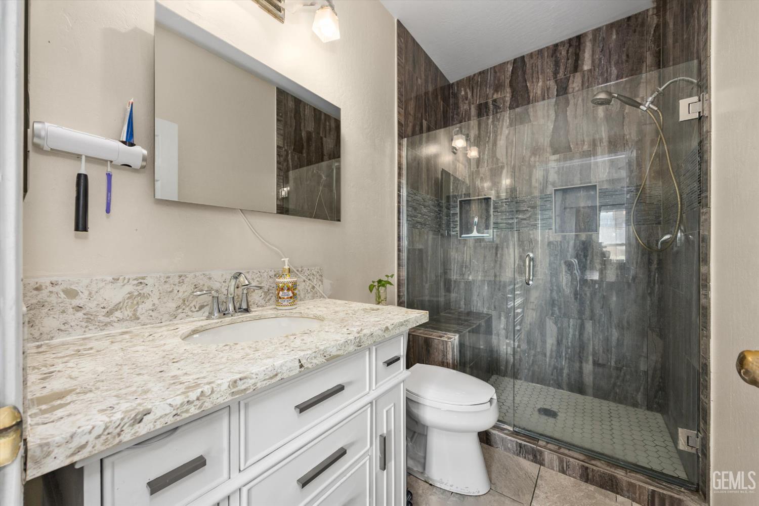 Undisclosed Address Bakersfield, CA 93301 - Photo 23 of 30