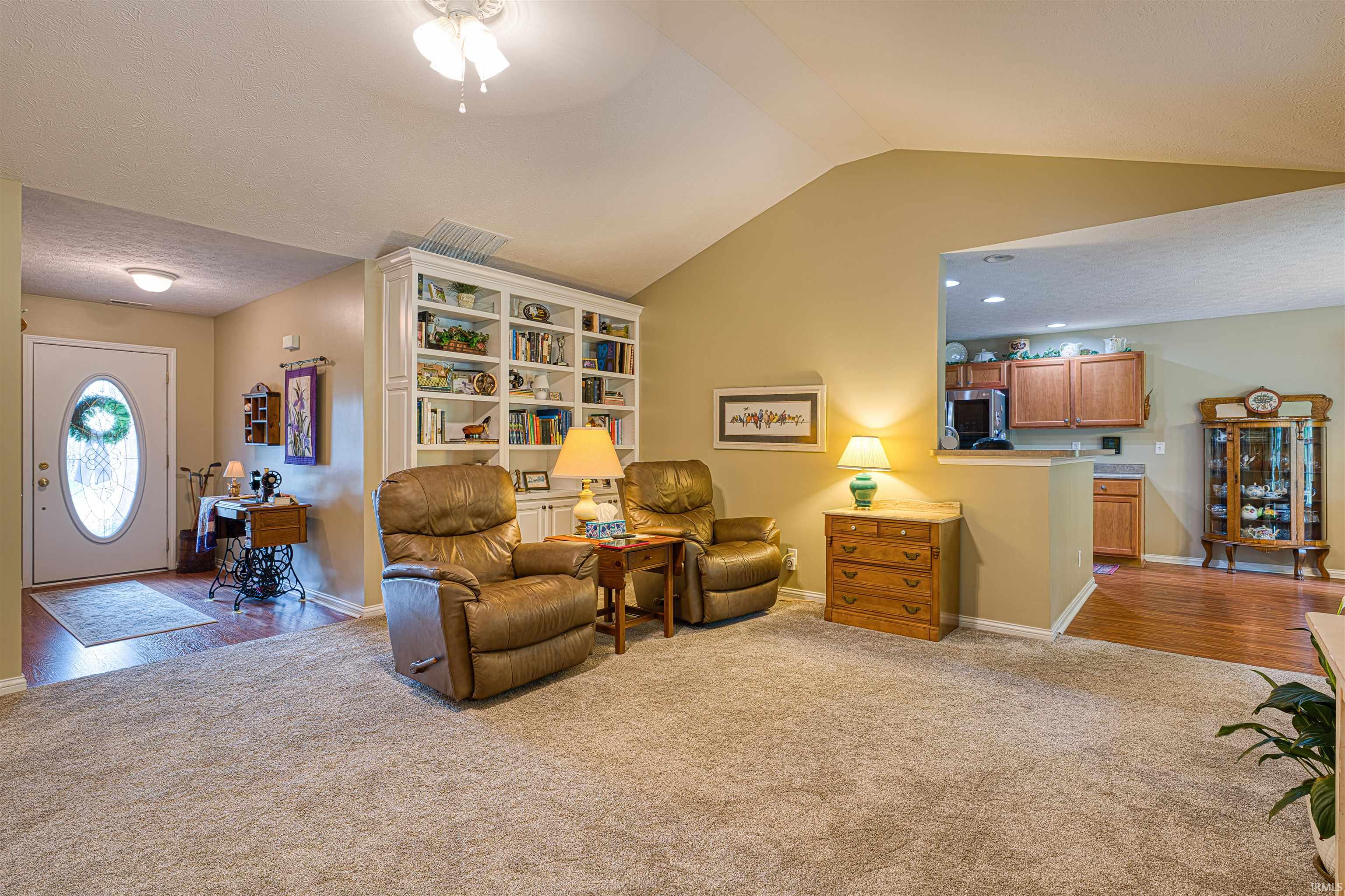 10344 Clippinger Road Evansville, IN 47725 - Photo 12 of 41
