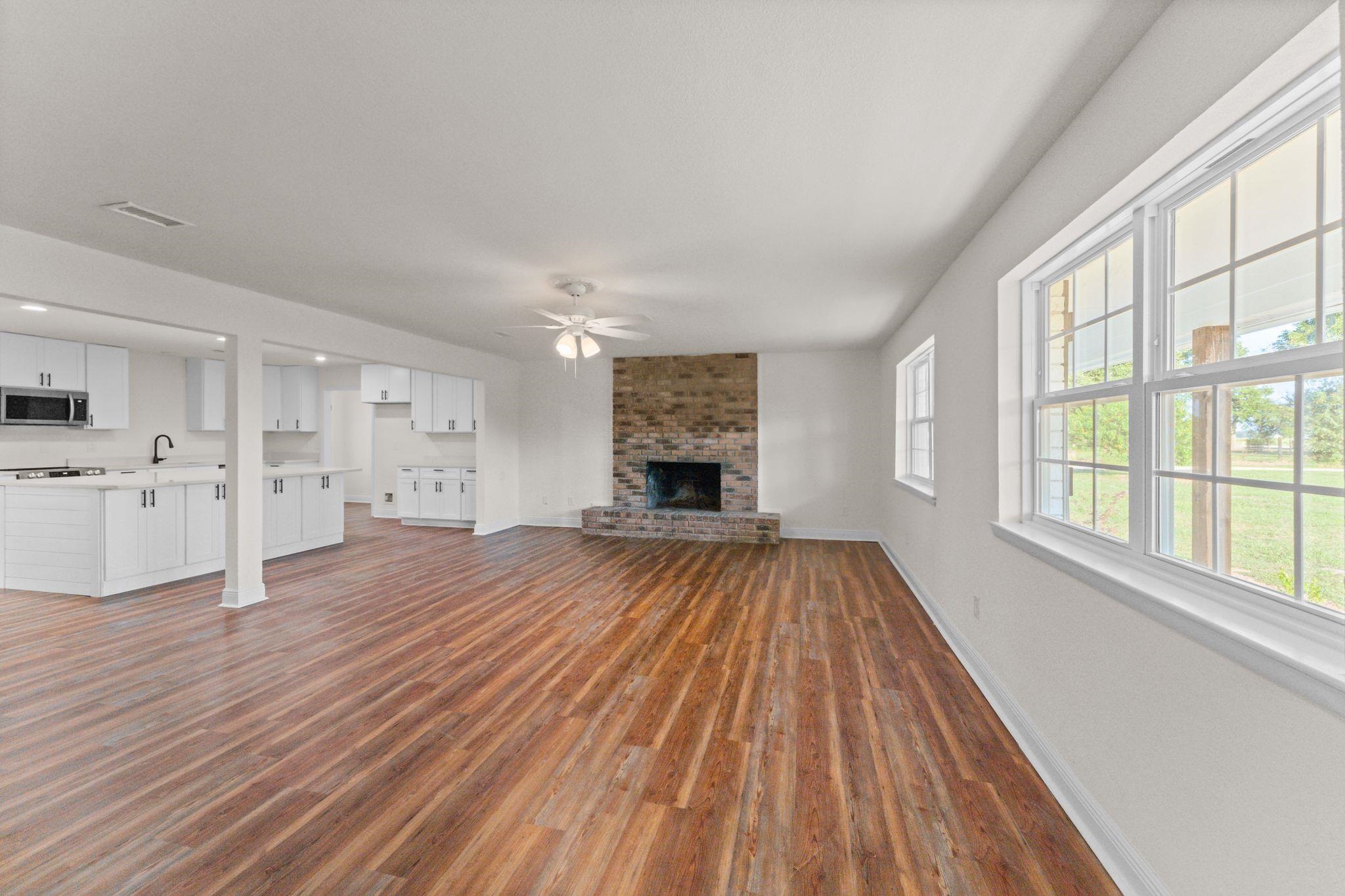 17761 County Road 28 Foley, AL 36535 - Photo 11 of 51 Living Room