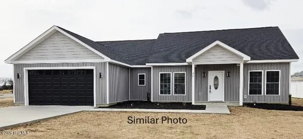 $304,900 | 204 Windsor Farm Road, Kinston, NC 28504