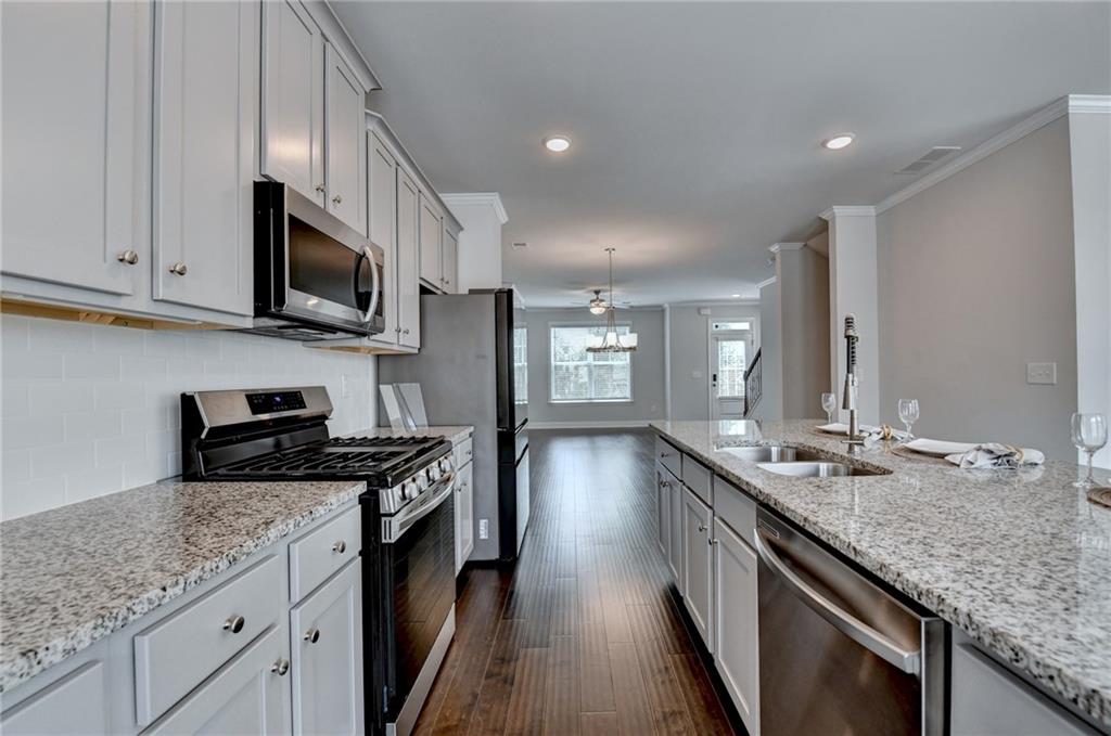 2695 La Rive Drive Duluth, GA 30097 - Photo 16 of 66