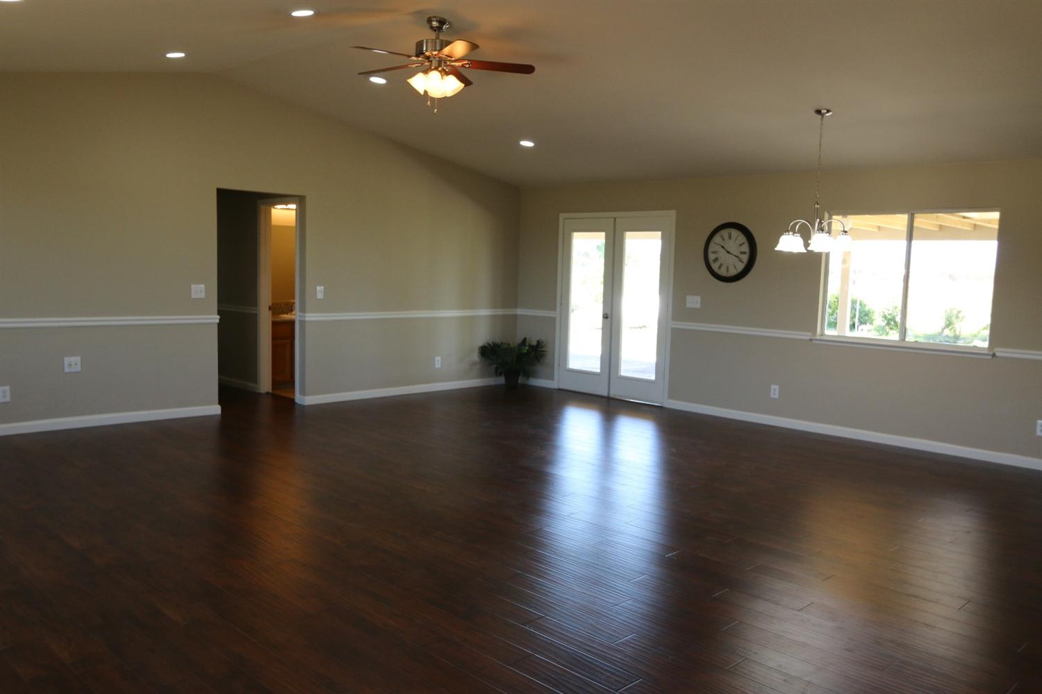 21597 Valley View Road Madera, CA 93638 - Photo 3 of 31