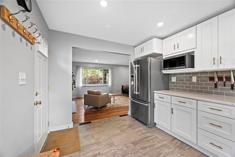 809 West Sutter Road Glenshaw, PA 15116 - Photo 15 of 41 Gallery Image 15