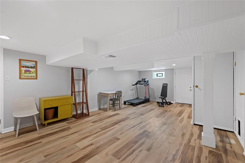 809 West Sutter Road Glenshaw, PA 15116 - Photo 30 of 41 Gallery Image 30