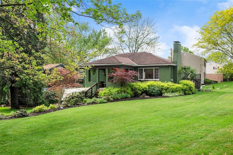 809 West Sutter Road Glenshaw, PA 15116 - Photo 4 of 41 Gallery Image 4