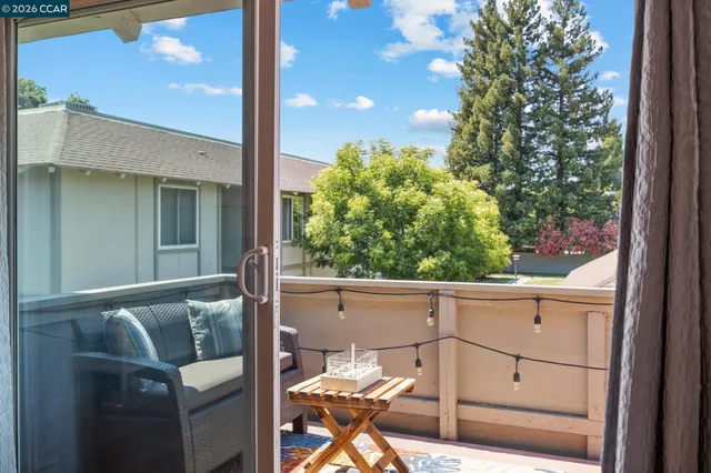 $375,000 | 825 Oak Grove Road, Unit 62, Concord, CA 94518