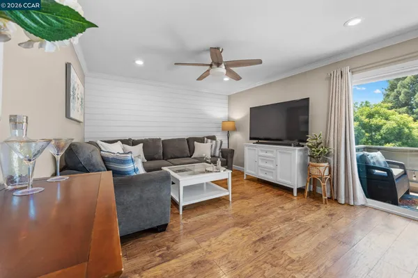 $360,000 | 825 Oak Grove Road, Unit 62, Concord, CA 94518