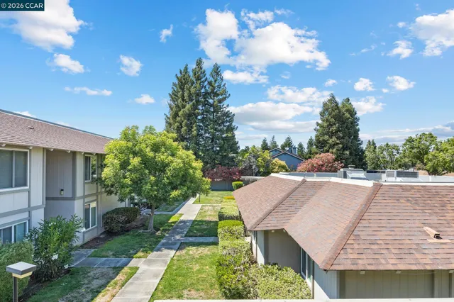 $375,000 | 825 Oak Grove Road, Unit 62, Concord, CA 94518