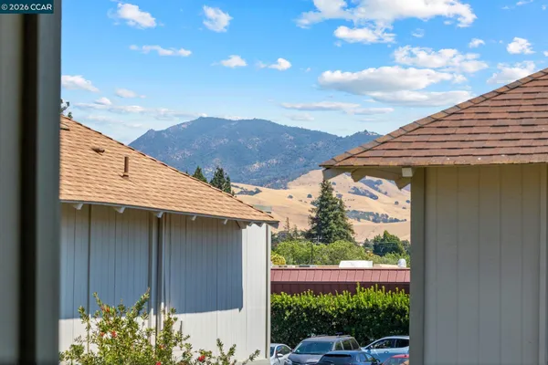 $360,000 | 825 Oak Grove Road, Unit 62, Concord, CA 94518