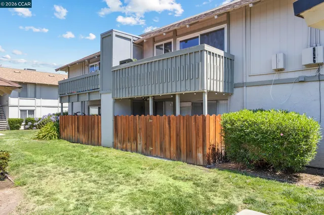 $375,000 | 825 Oak Grove Road, Unit 62, Concord, CA 94518