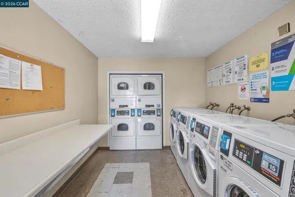 $360,000 | 825 Oak Grove Road, Unit 62, Concord, CA 94518