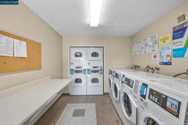 $375,000 | 825 Oak Grove Road, Unit 62, Concord, CA 94518