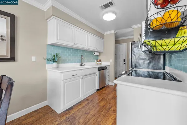 $360,000 | 825 Oak Grove Road, Unit 62, Concord, CA 94518