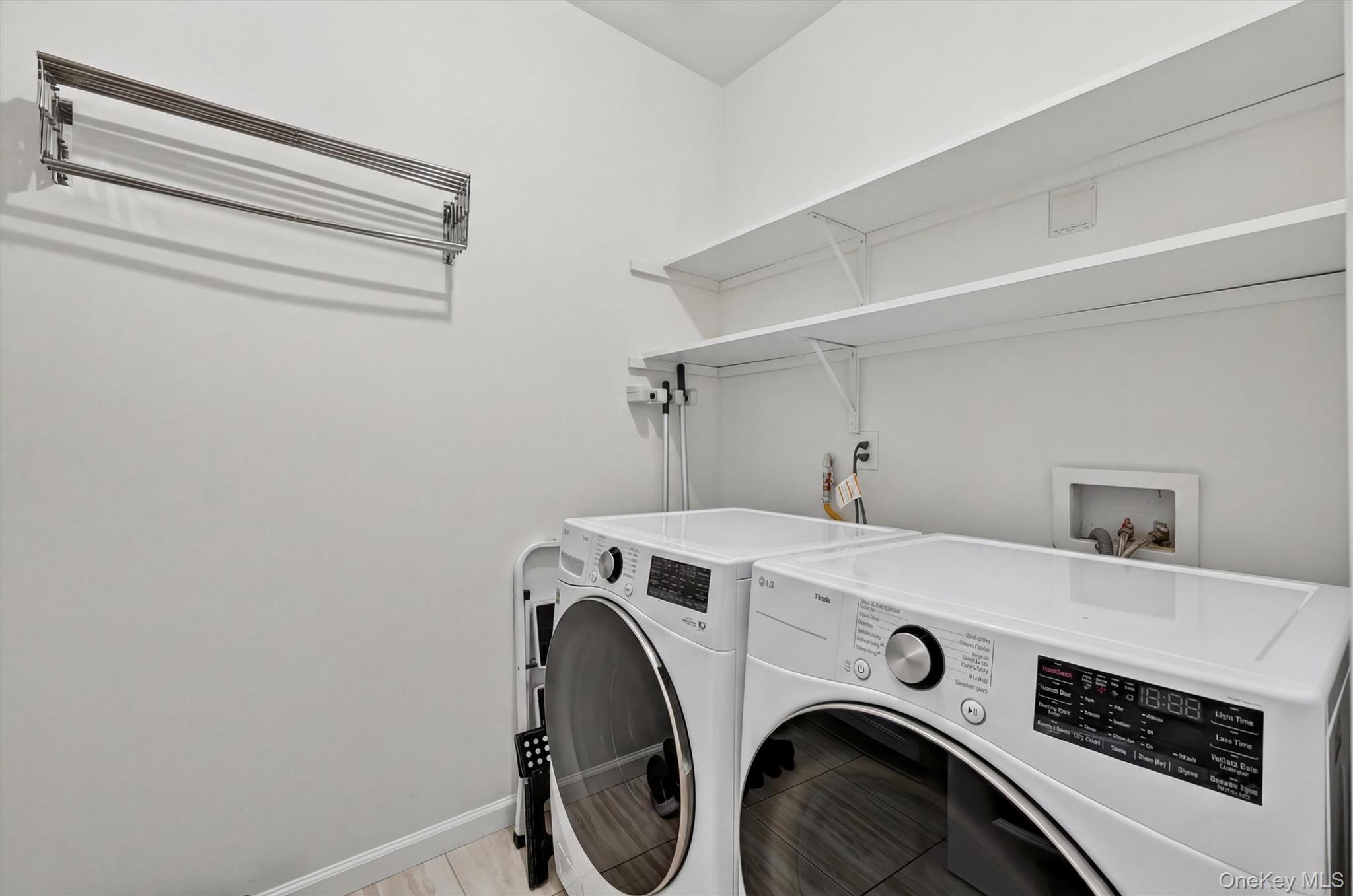 6 Garfield Road, Unit 311 Monroe, NY 10950 - Photo 11 of 32 a utility room with dryer and washer