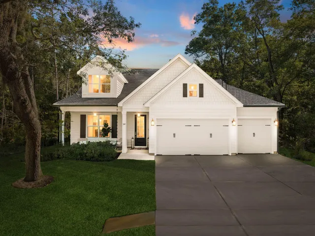 $620,000 | 160 North J Hunter's Way, Freeport, FL 32439