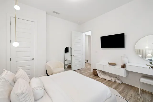 $620,000 | 160 North J Hunter's Way, Freeport, FL 32439