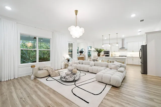 $620,000 | 160 North J Hunter's Way, Freeport, FL 32439