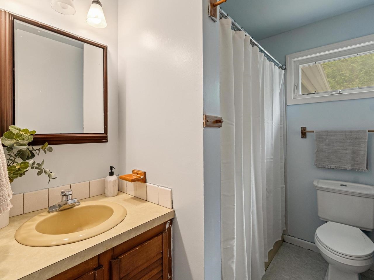1593 N Road Hinesburg, VT 05461 - Photo 17 of 45