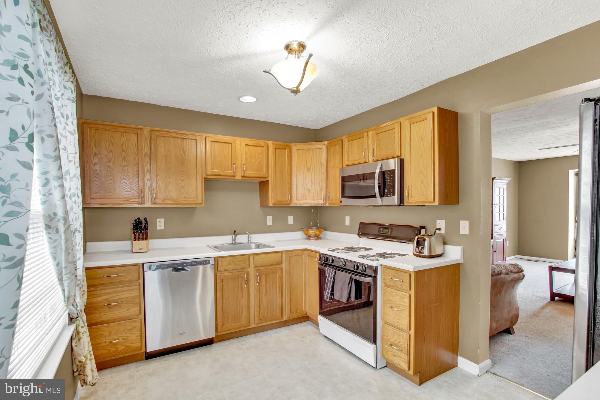 171 Country Ridge Drive Red Lion, PA 17356 - Photo 11 of 26 Gallery Image 11