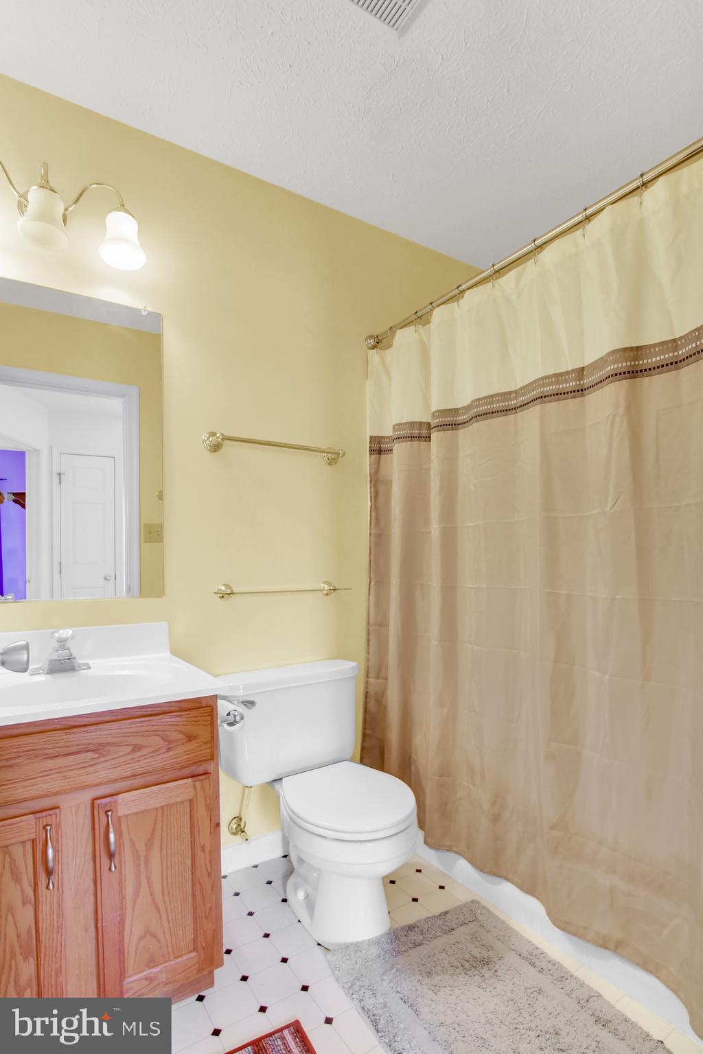 171 Country Ridge Drive Red Lion, PA 17356 - Photo 17 of 26 Gallery Image 17