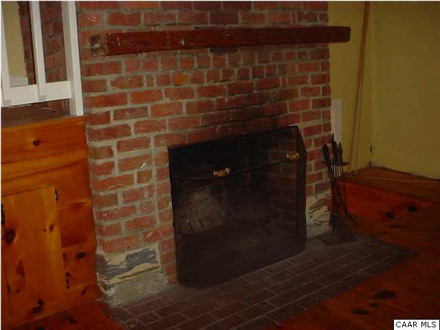 1012 Bremo Bluff Road Bremo Bluff, VA 23022 - Photo 9 of 17 Fireplace in the Kitchen