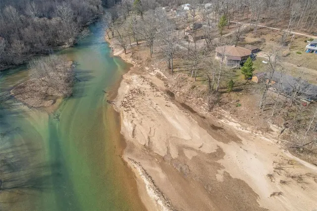 $429,900 | 64 Trails End Lane, Doniphan, MO 63935