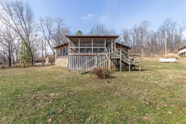 $429,900 | 64 Trails End Lane, Doniphan, MO 63935