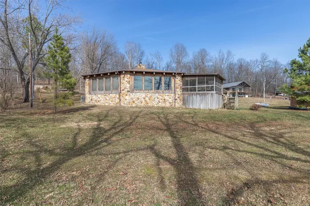$429,900 | 64 Trails End Lane, Doniphan, MO 63935