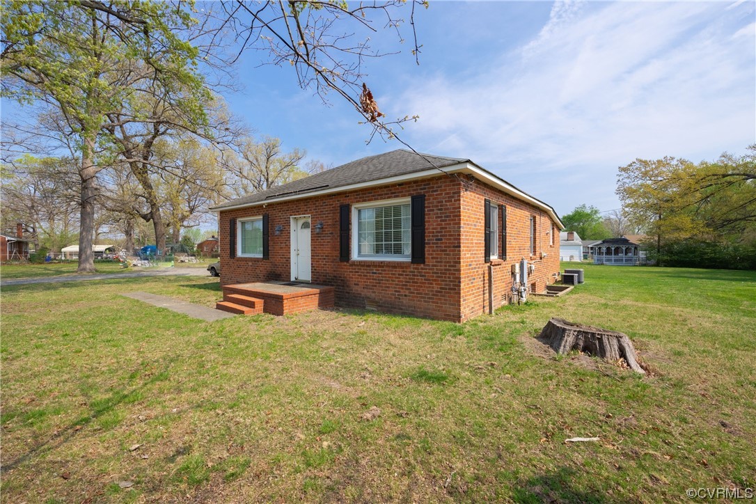 4976 Warwick Road Richmond, VA 23224 - Photo 2 of 5 Gallery Image 2