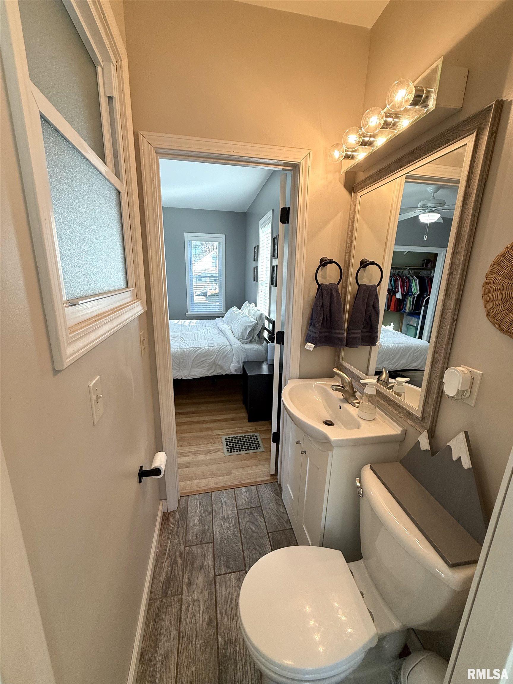 2064 Chestnut Street Quincy, IL 62301 - Photo 22 of 34 Gallery Image 22