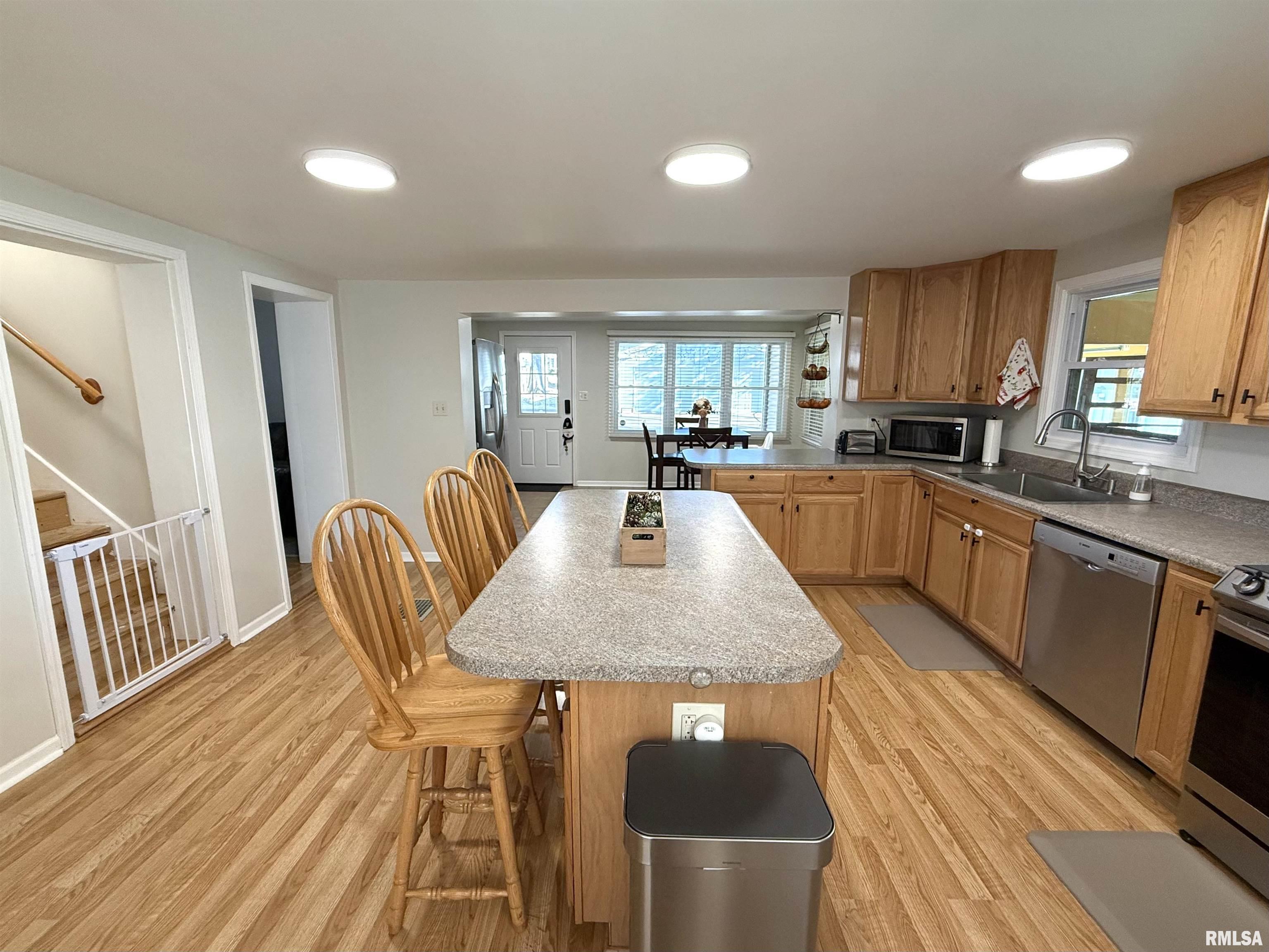 2064 Chestnut Street Quincy, IL 62301 - Photo 6 of 34 Gallery Image 6