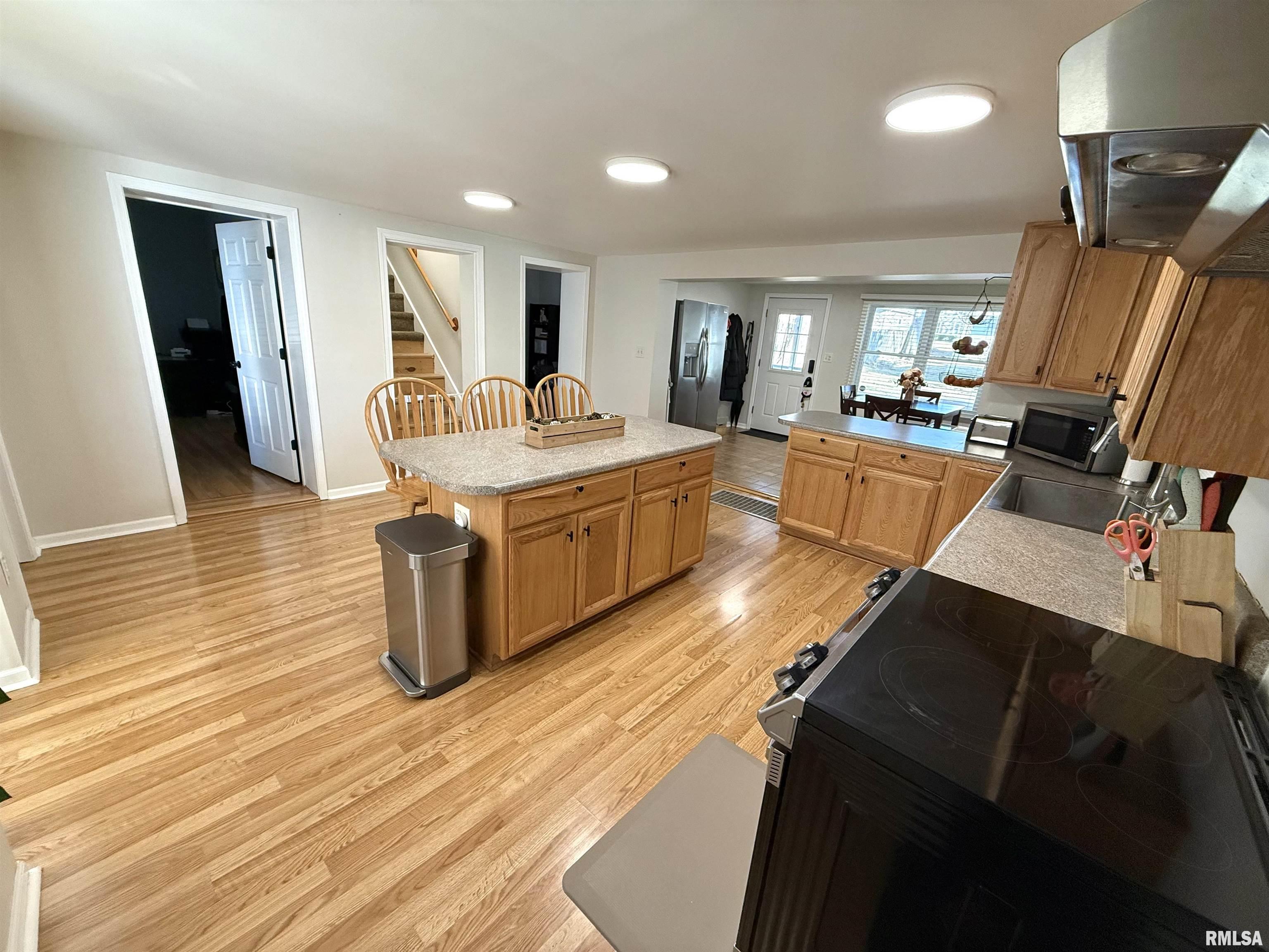 2064 Chestnut Street Quincy, IL 62301 - Photo 7 of 34 Gallery Image 7