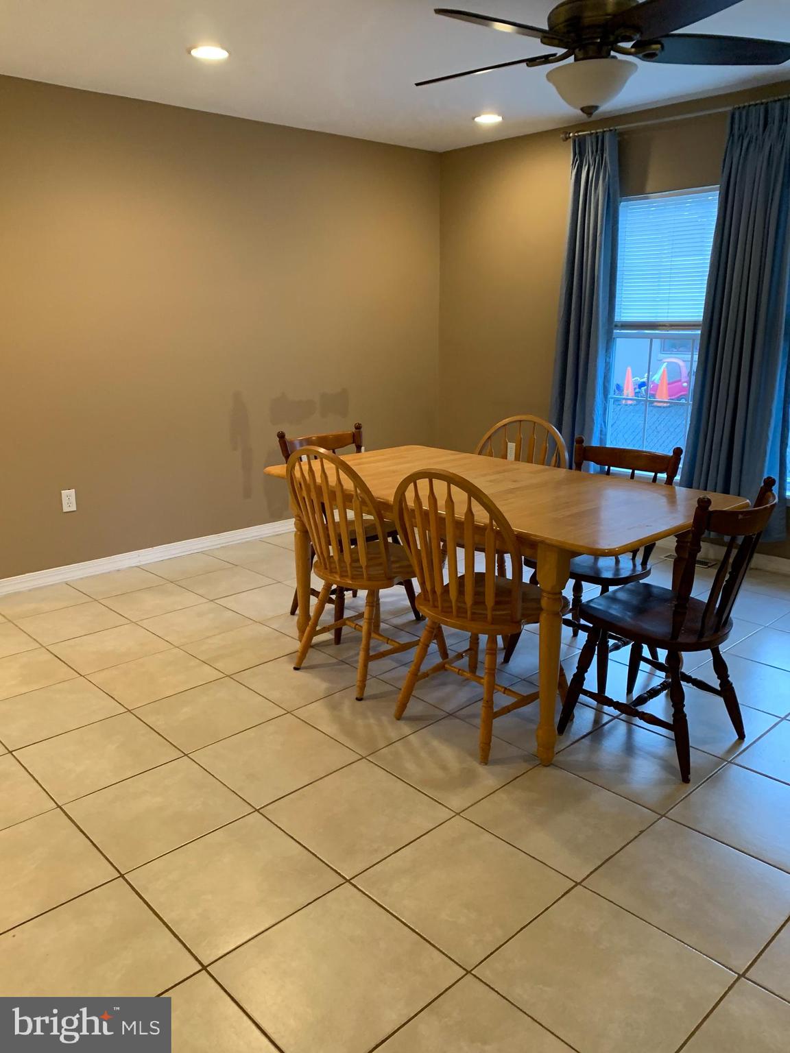 7911 Hillendale Road Baltimore, MD 21234 - Photo 16 of 23