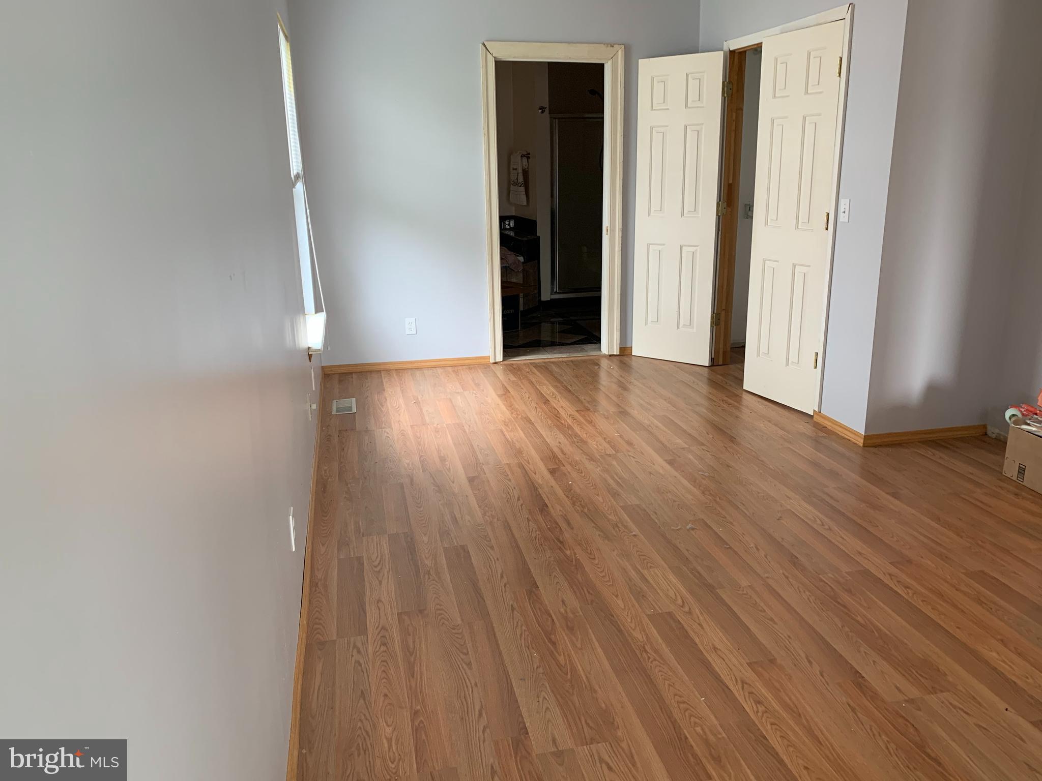 7911 Hillendale Road Baltimore, MD 21234 - Photo 3 of 23