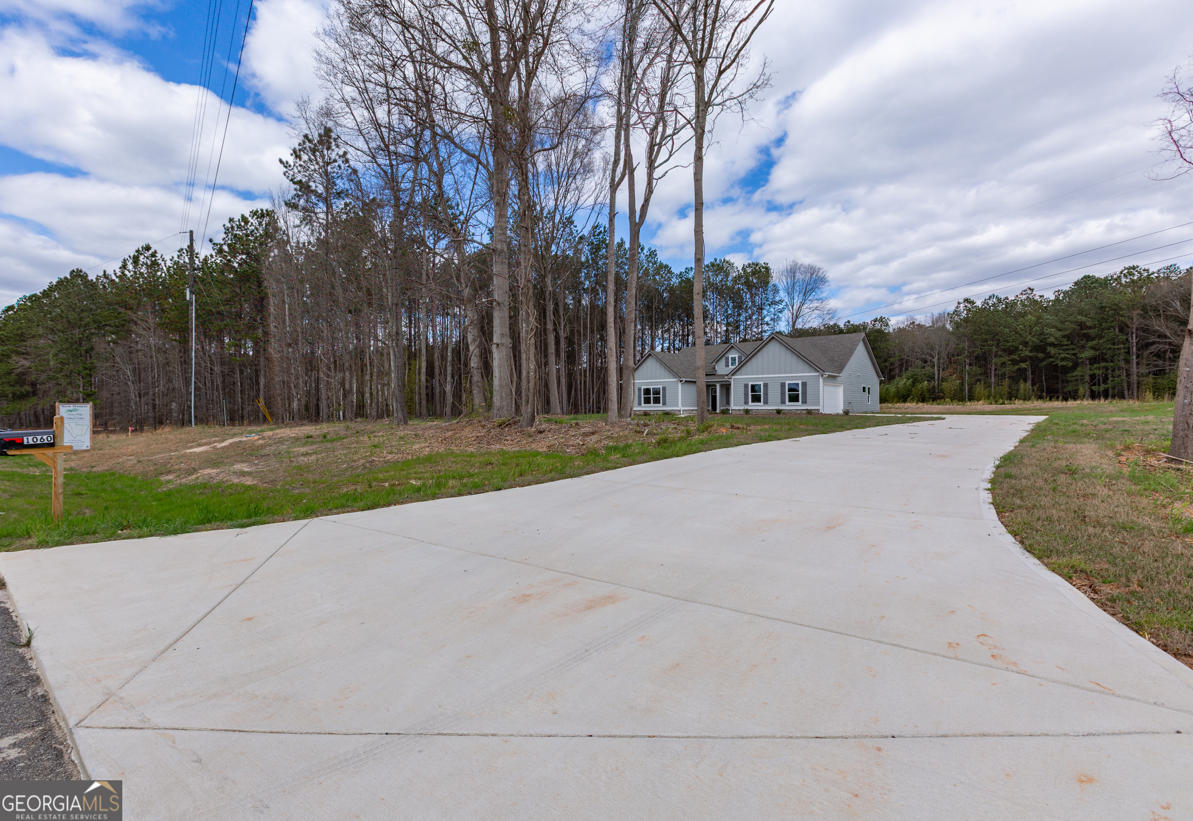 1060 Patterson Road Griffin, GA 30223 - Photo 2 of 37 Gallery Image 2