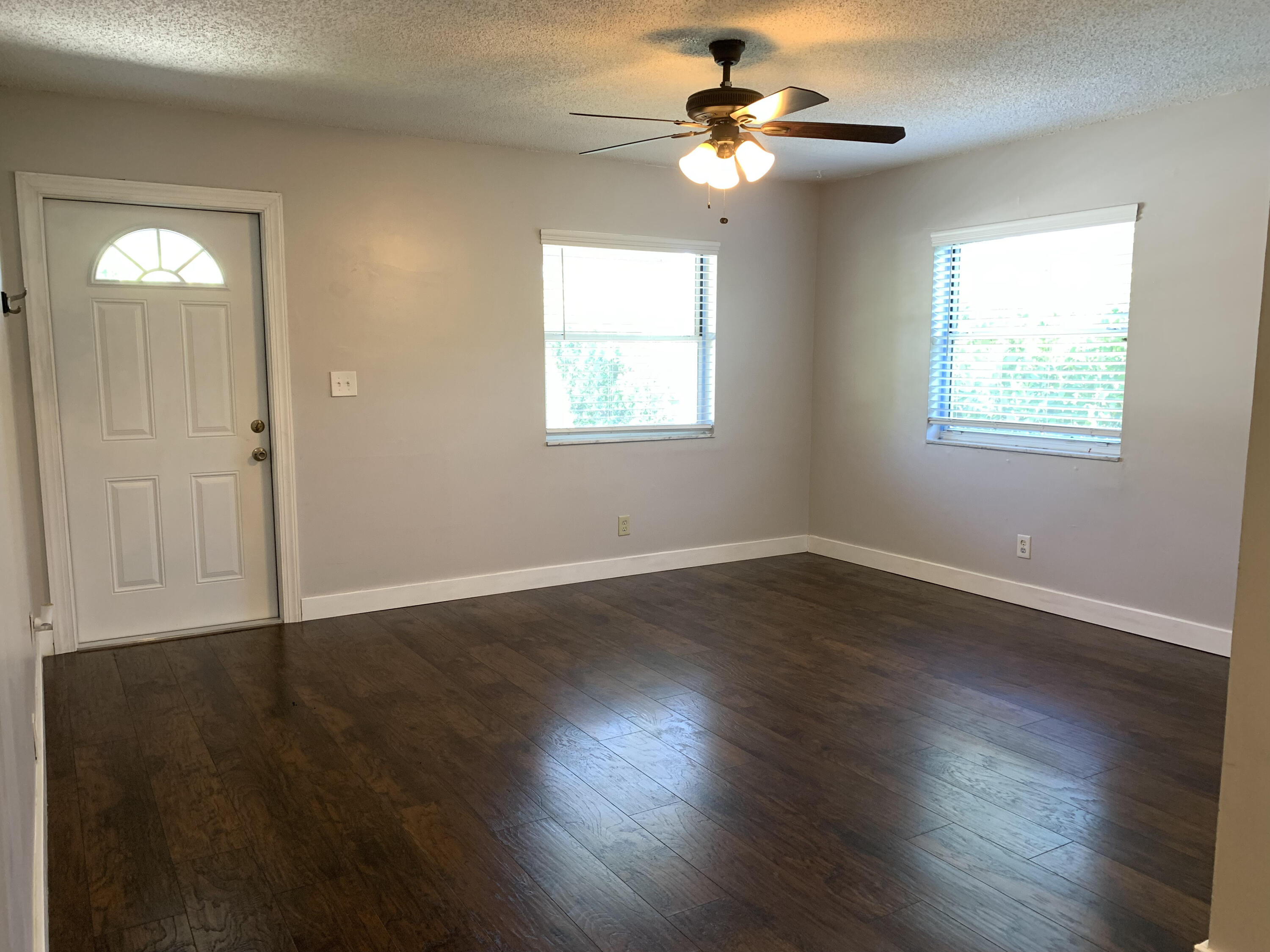 3559 Almar Road Palm Springs, FL 33461 - Photo 23 of 49 3559 Almar Road