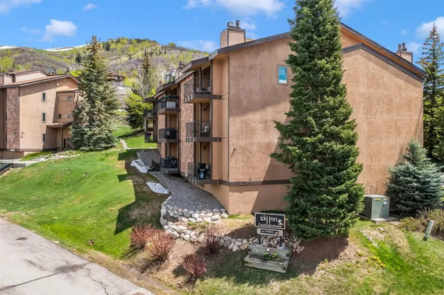 $570,000 | 2350 Ski Trail Lane, Unit 136, Steamboat Springs, CO 80487