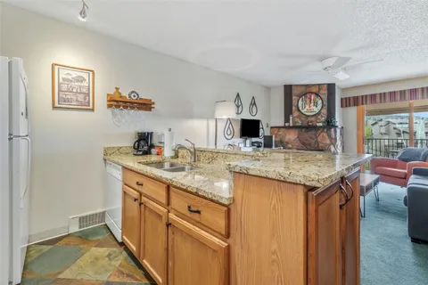 $570,000 | 2350 Ski Trail Lane, Unit 136, Steamboat Springs, CO 80487