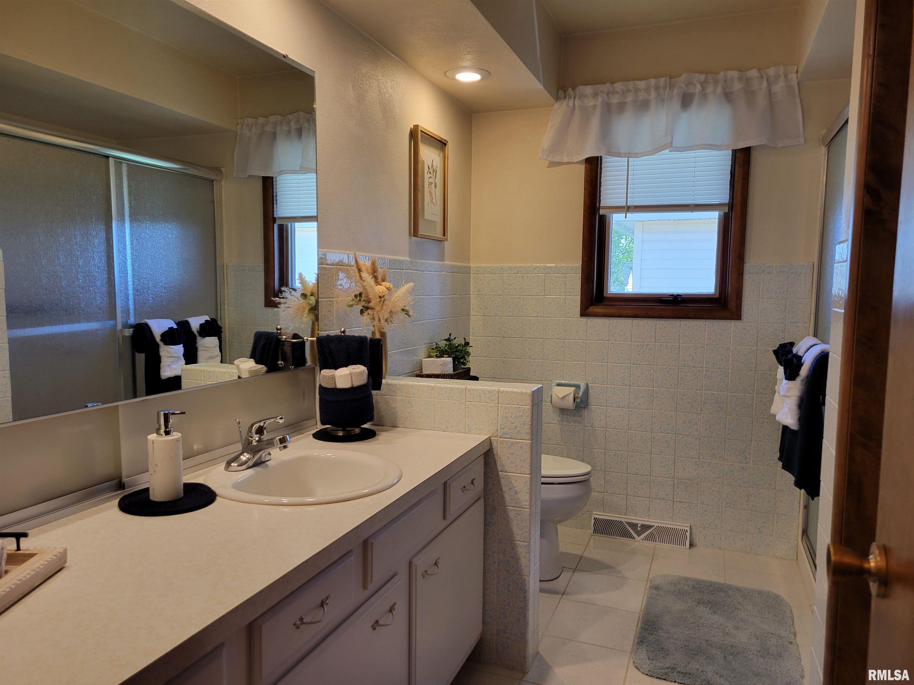 400 Anna Street Atkinson, IL 61235 - Photo 23 of 31