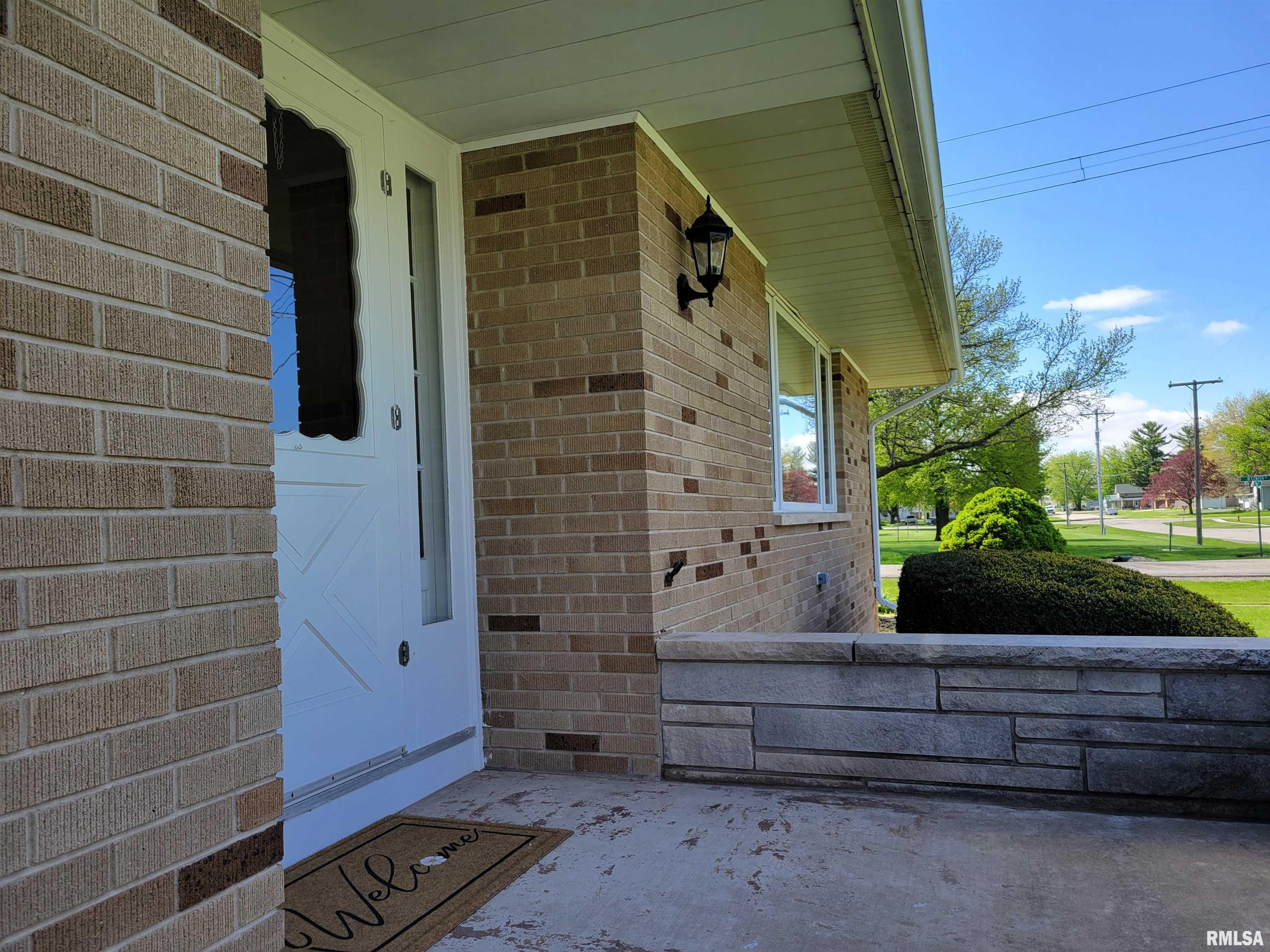 400 Anna Street Atkinson, IL 61235 - Photo 3 of 31
