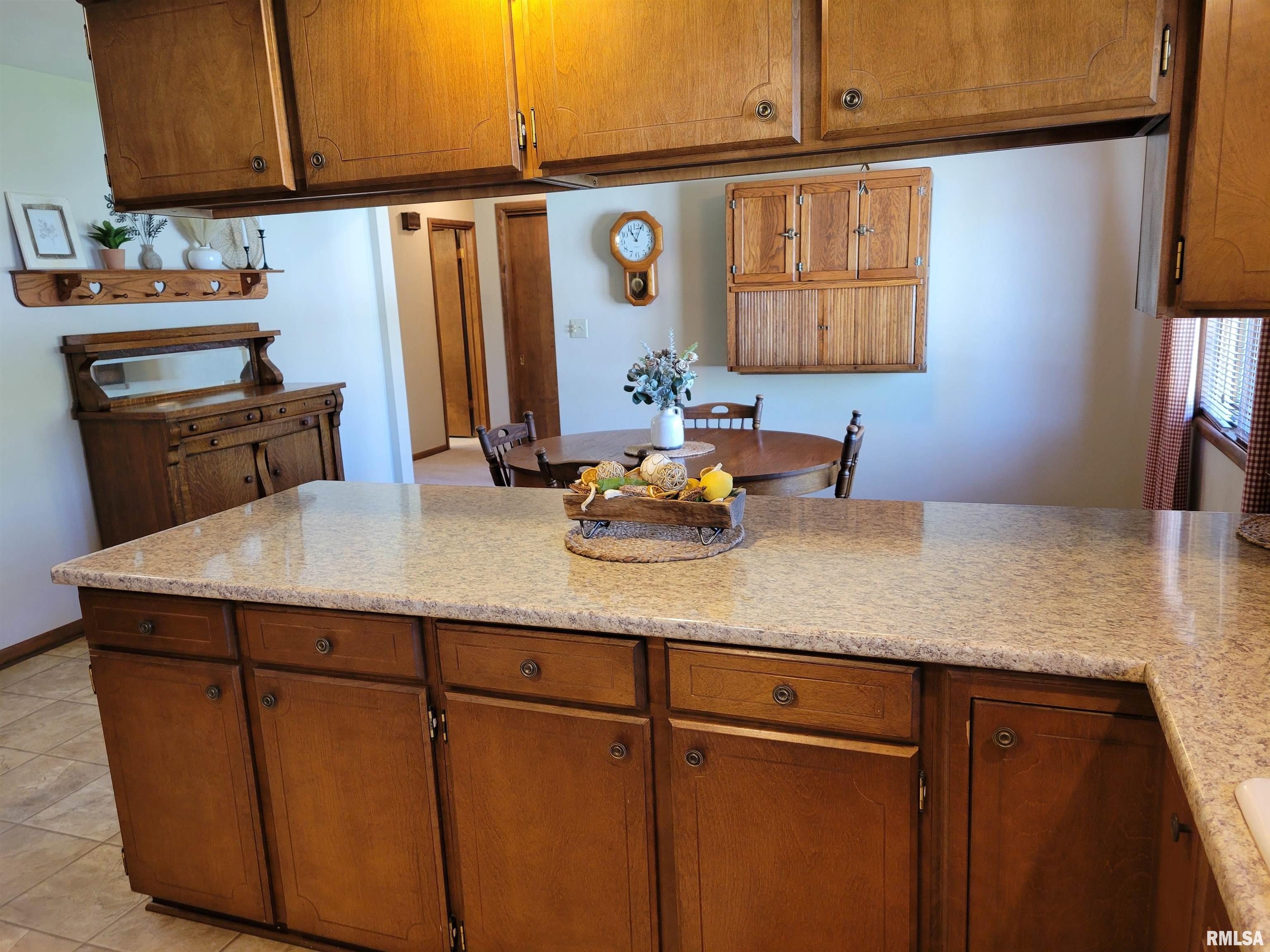 400 Anna Street Atkinson, IL 61235 - Photo 9 of 31