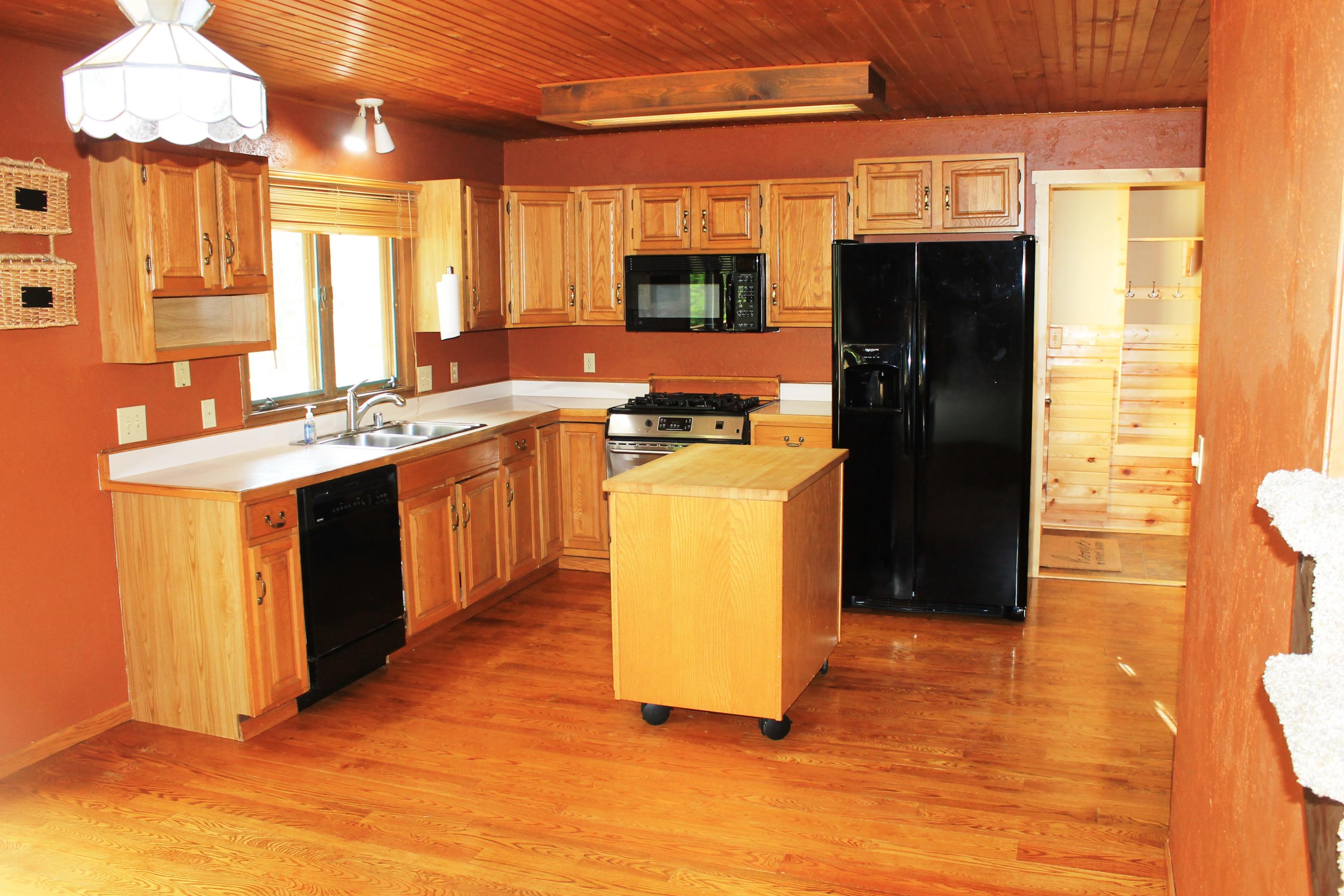 95 West Burdell Road Roscommon, MI 48653 - Photo 13 of 61 Gallery Image 13