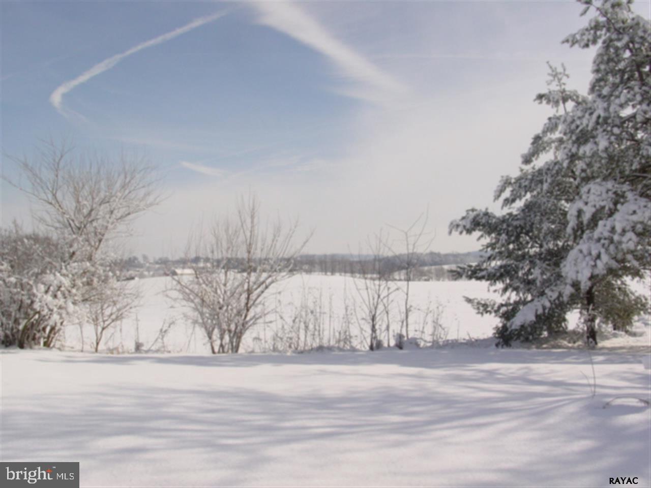 205 Barcroft Road York, PA 17406 - Photo 2 of 20 Gallery Image 2