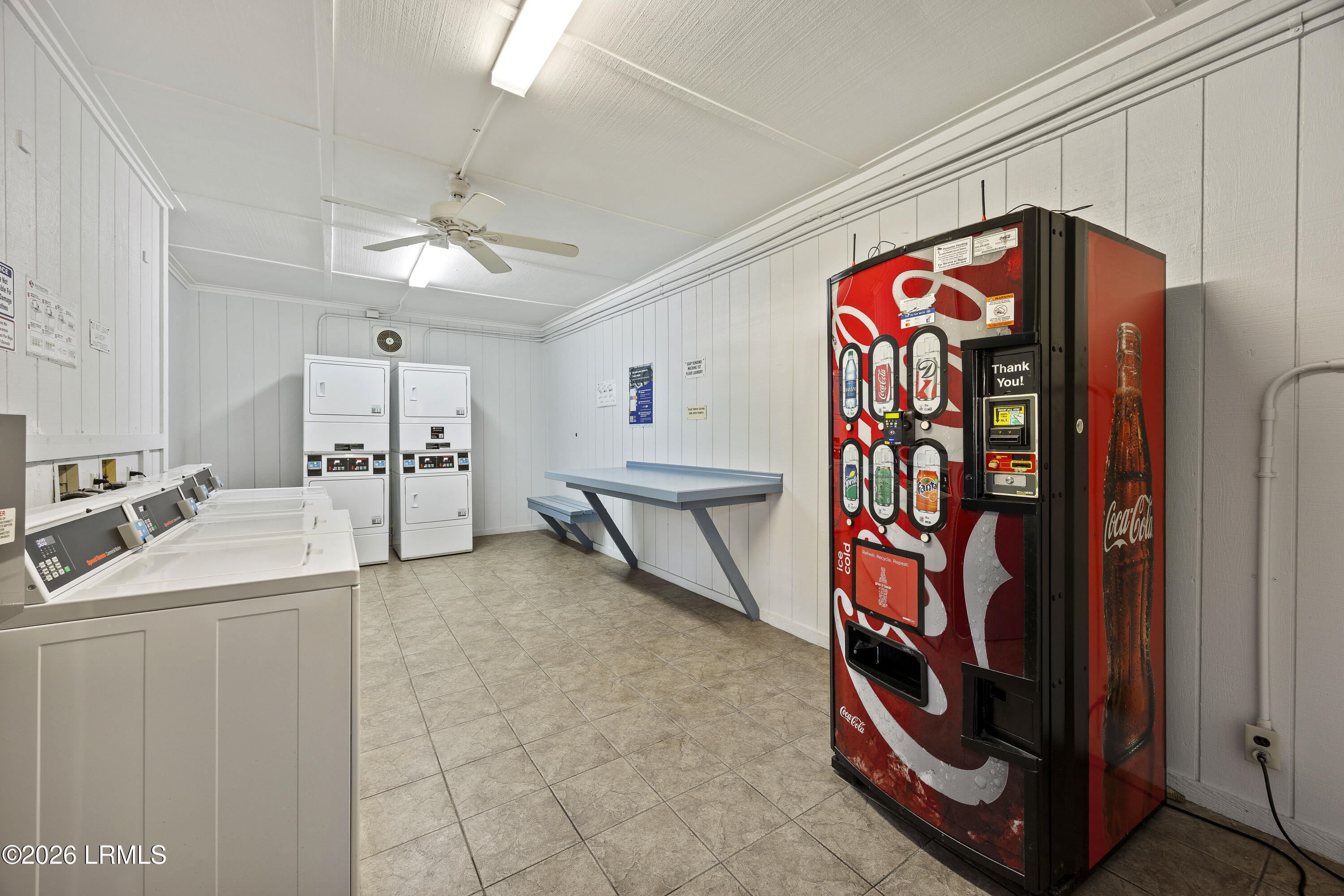 40 Folly Field Road, Unit A314 Hilton Head Island, SC 29928 - Photo 33 of 48 32. 314A HHBT